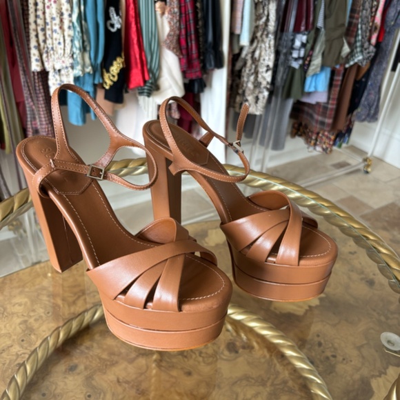 Schutz Keefa High Heel - Picture 1 of 4